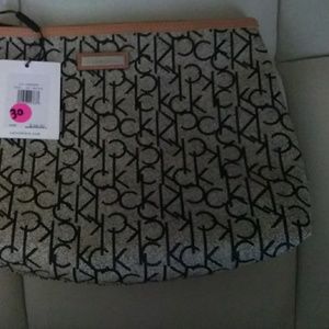Cosmetic bag or clutch